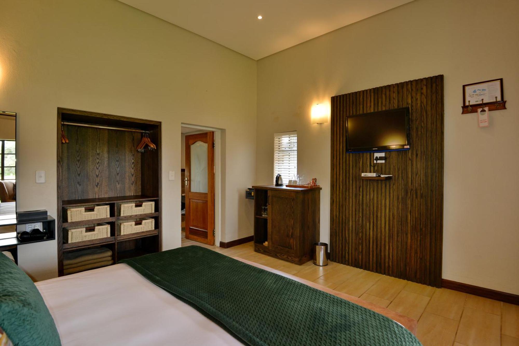 מגליסבורג African Hills Safari Lodge & Spa מראה חיצוני תמונה