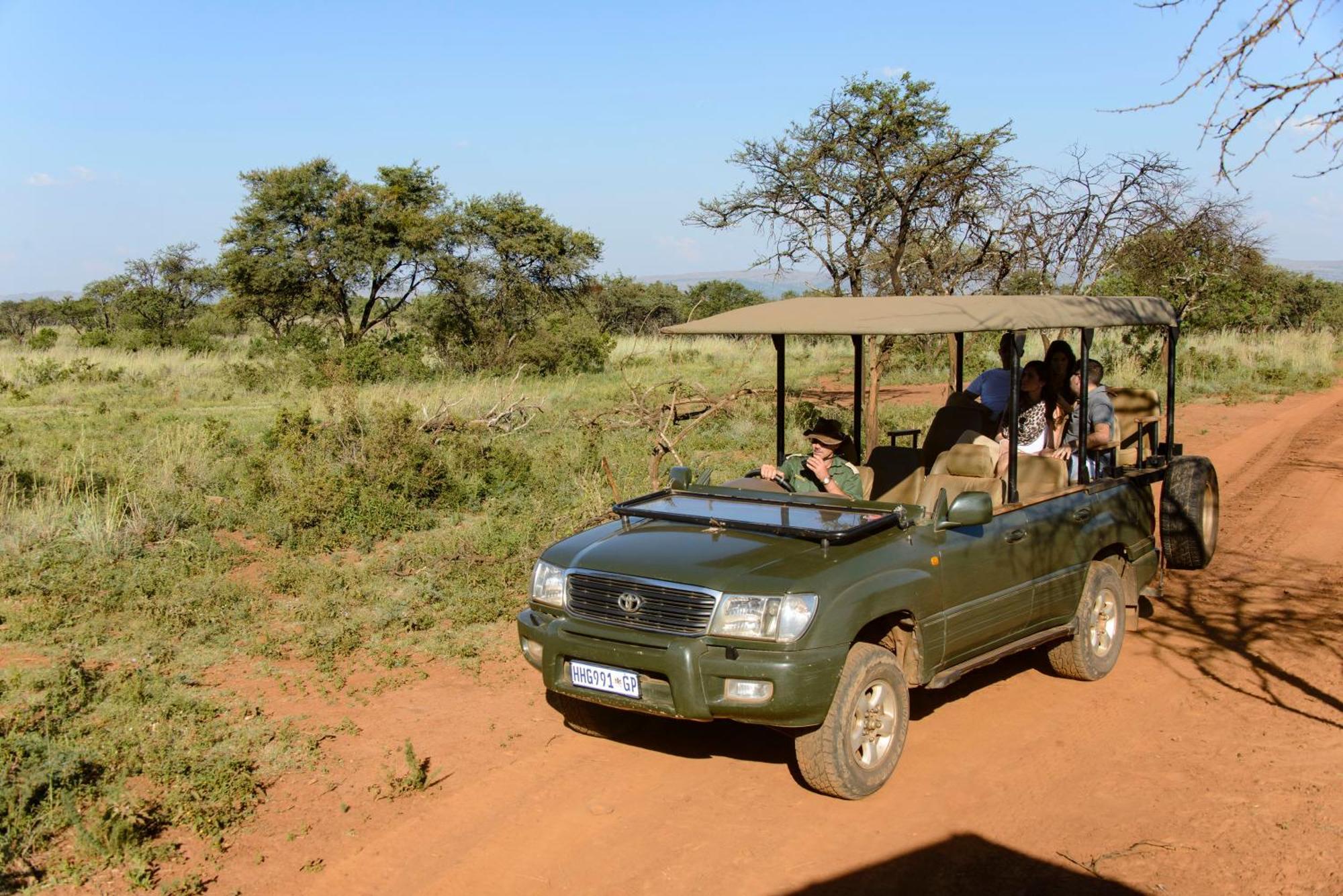 מגליסבורג African Hills Safari Lodge & Spa מראה חיצוני תמונה