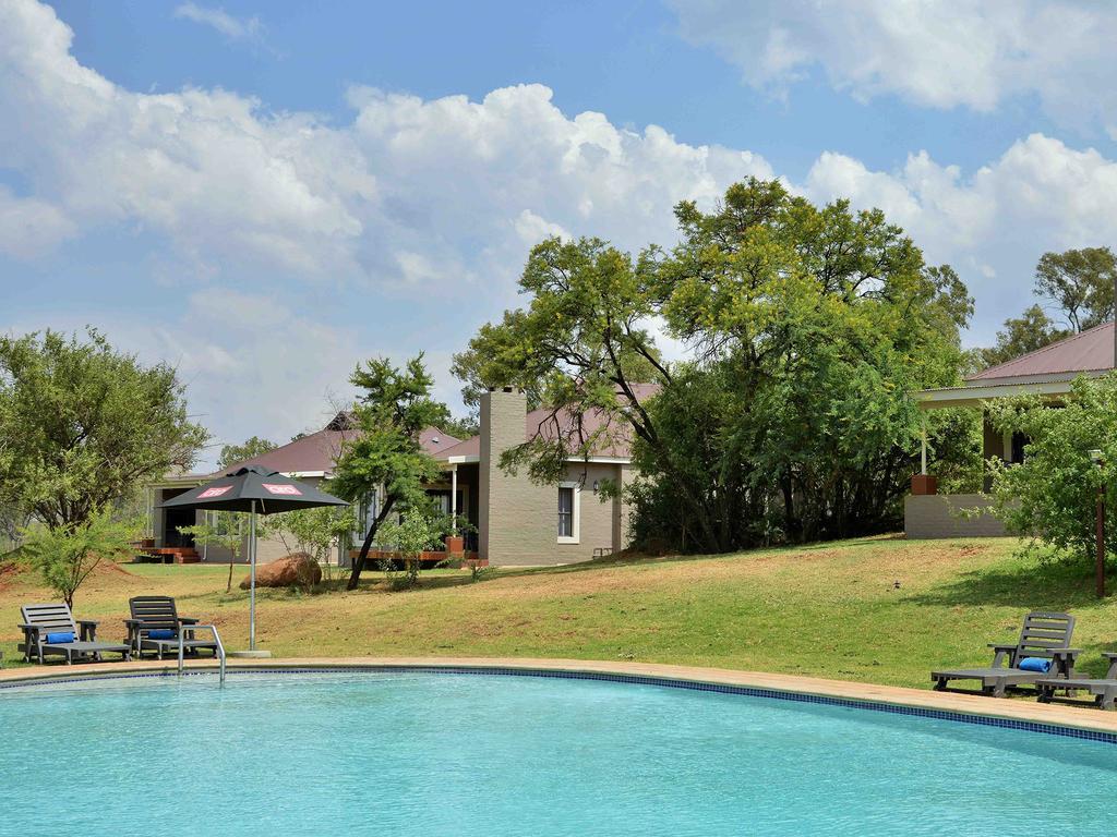 מגליסבורג African Hills Safari Lodge & Spa מראה חיצוני תמונה